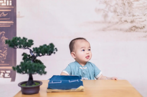 常宁宝宝几个月用拉拉裤